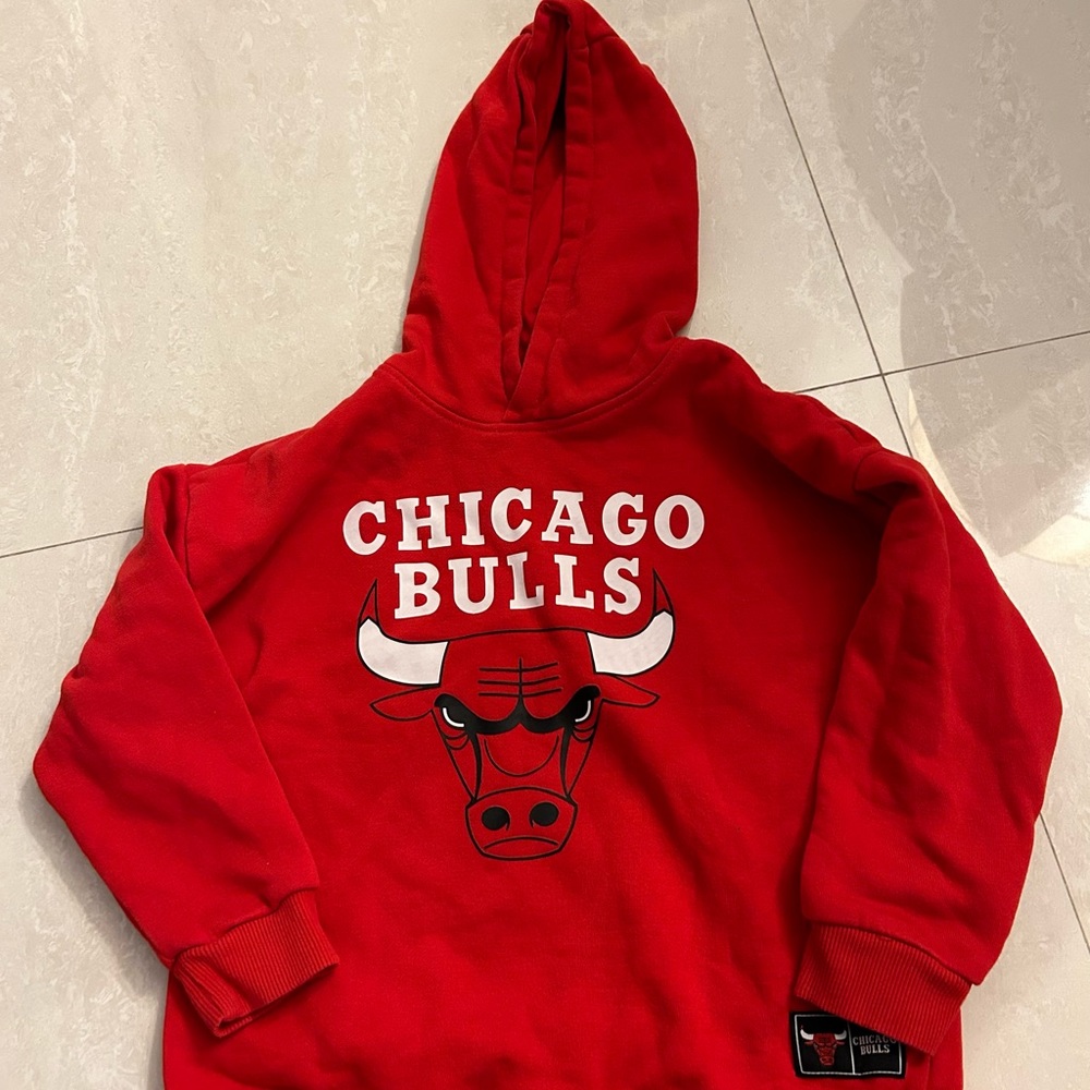 Chicago bulls hoodie sweatshirt